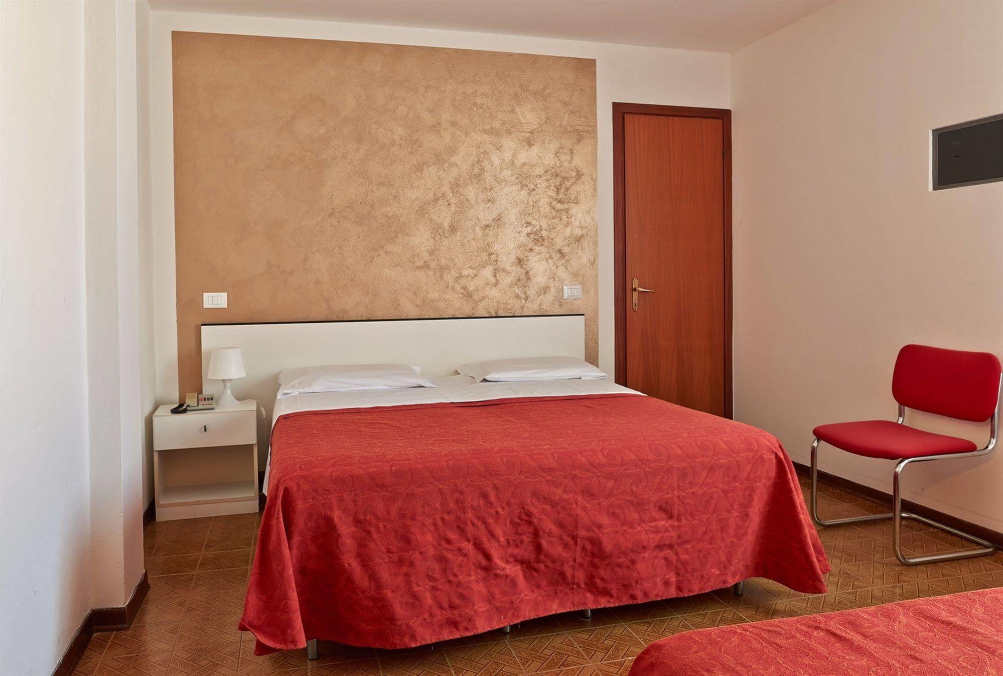 Nazionale Hotel 3*